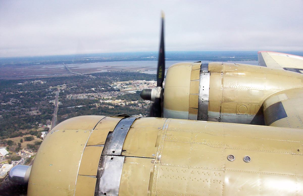 B17 engines inflight