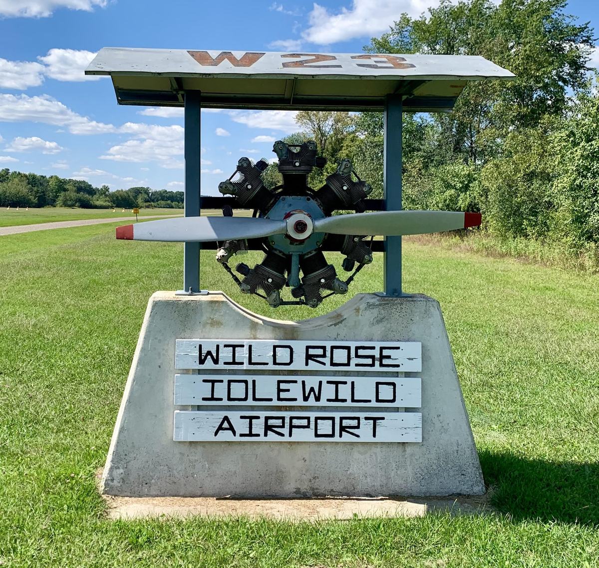 Wild Rose Airport Sign cropped